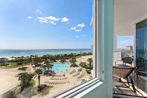 Interior - Panoramic Views and Private Beach (Destin)