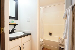 Hair dryer, towels - Snowater Resort Condo with Fireplace, Pool, amenities and River access (Glacier)