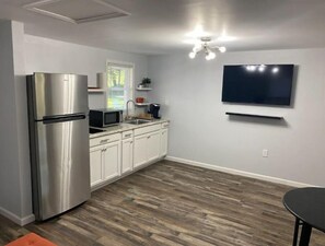 Fridge, microwave