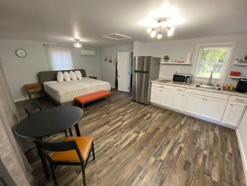 Spacious King Bed Cottage at Veda Inn