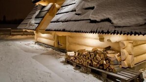 Front of property – evening/night - Osada Na Brzyzku (Poronin)
