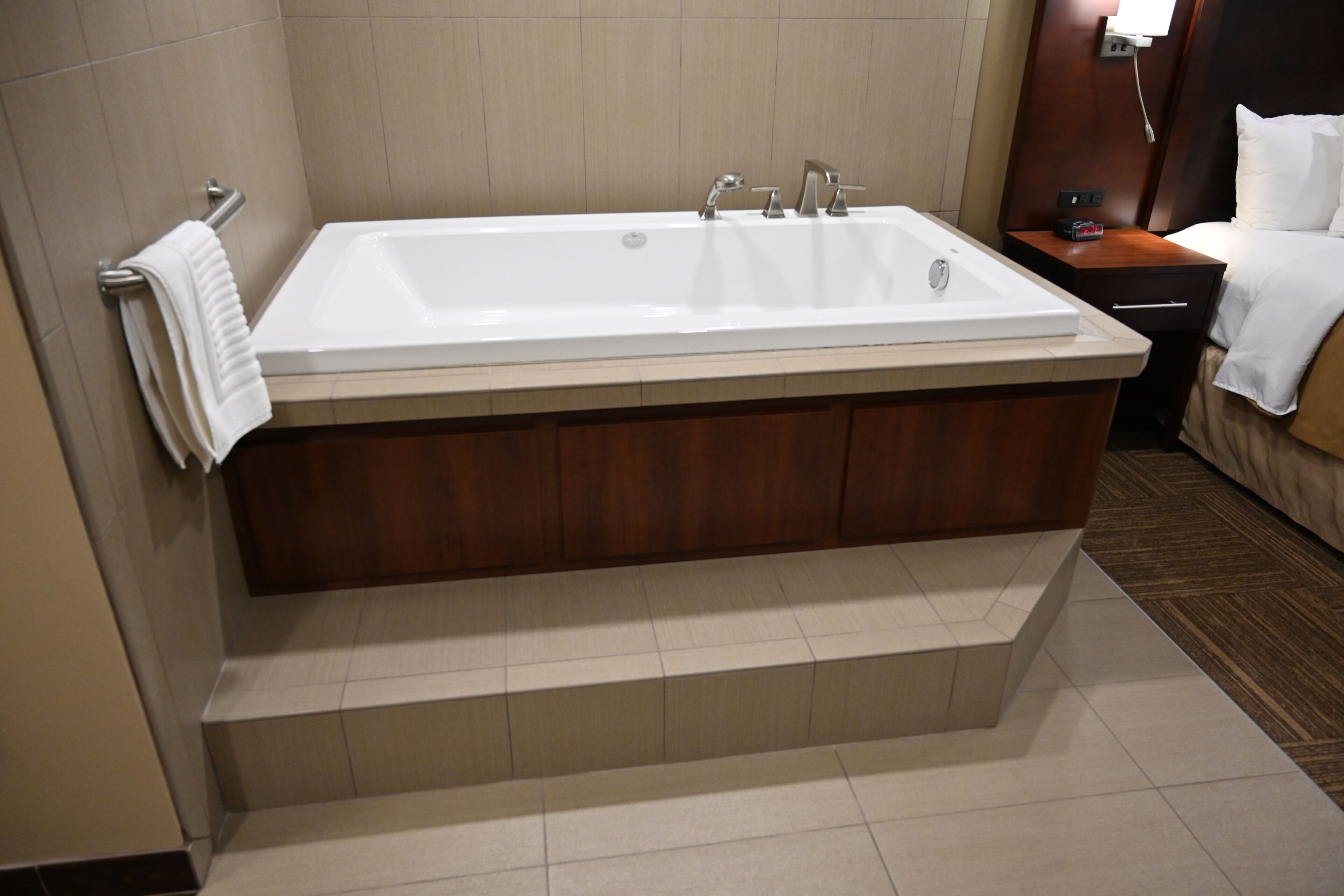 deep-soaking bathtub