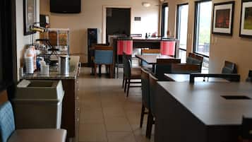 Free daily cooked-to-order breakfast