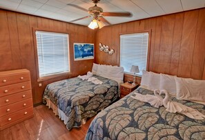 4 bedrooms, internet, bed sheets
