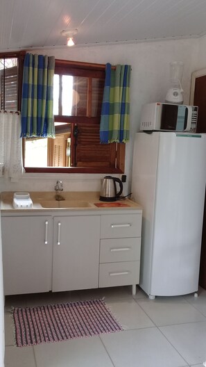 Interior - Apartamento A kit net na Praia do Rosa (Imbituba - Praia do Rosa)