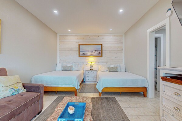 1 bedroom, WiFi, bed sheets