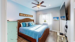 2 室のベッドルーム、WiFi (無料)、ベッドシーツ