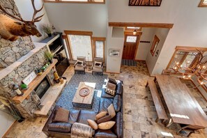 Smart TV, lareira, videogames