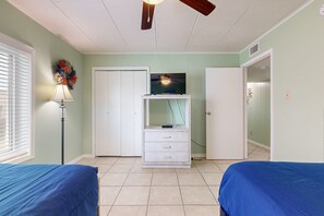 3 chambres, Wi-Fi gratuit, draps fournis