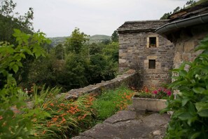 Exterior - Molino de Yera (Vega de Pas)