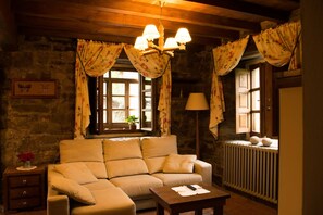 Lounge - Molino de Yera (Vega de Pas)