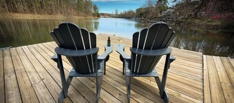 Lakefront Home - Private Dock, Kayaks, Game Room, Fire Pit, Pet-Friendly