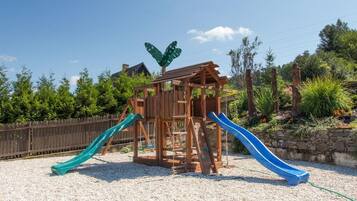 Children's play area - outdoor