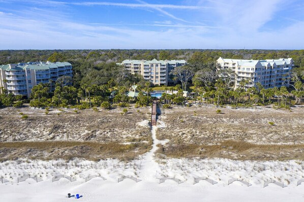 Condo, 2 Bedrooms | Exterior