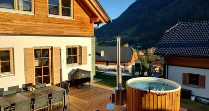 Luxus Chalet mit Sauna, Hottub und Loungeset