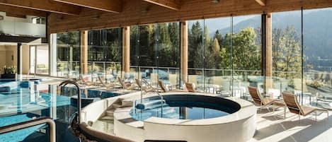 Classic Double Room, Mountain View (SPA Access) | Hypo-allergenic bedding, in-room safe, desk, blackout curtains