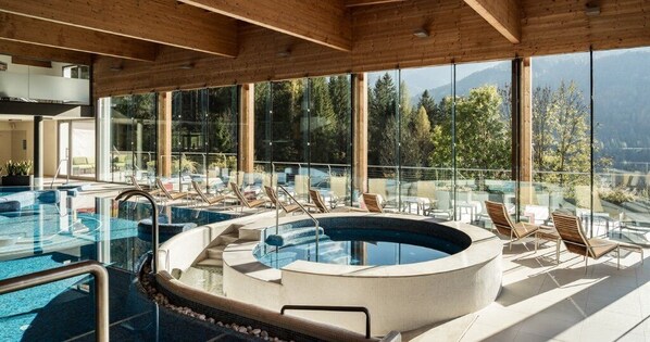 Classic Double Room, Mountain View (SPA Access)