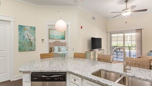 Private kitchen - 400 Ocean Suites by Lighthouse Vacations (St. Simons Island)