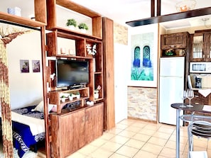 1 dormitorio, tabla de planchar con plancha, wifi gratis y ropa de cama