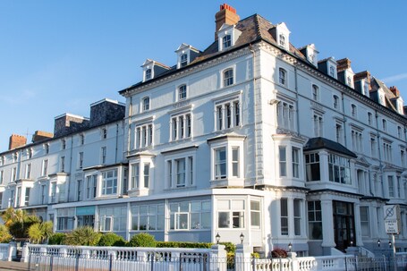 The Marine Hotel - Image 47