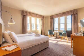 Superior Twin Room, Sea View - The Marine Hotel (Llandudno)