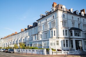 Front of property - The Marine Hotel (Llandudno)