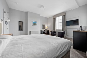 Superior Double Room With Sea View | Bureau, Wi-Fi gratuit, draps fournis