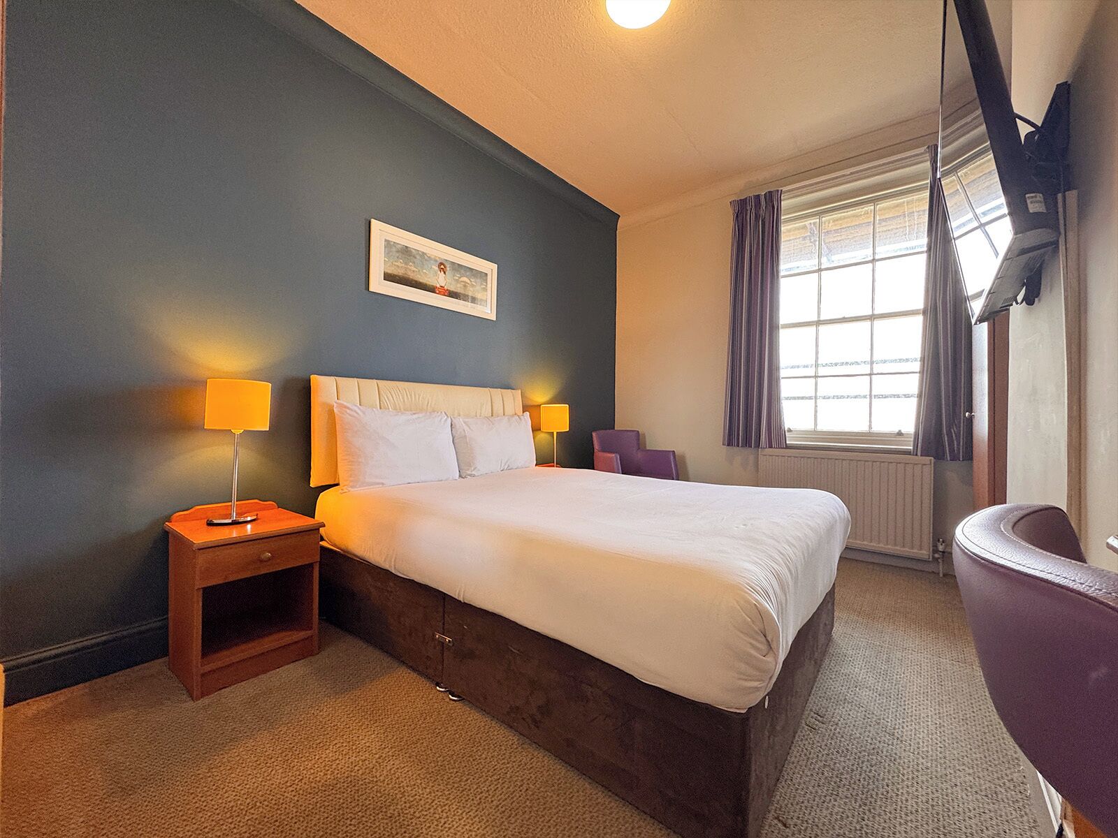 Cosy Double Room | Desk, free WiFi, bed sheets