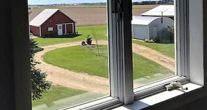 Soules Barn & Bunkhouse ~ Experience a night in the country!