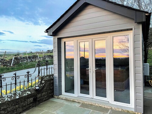 7 bedroom accommodation in Barras, near Kirkby Stephen