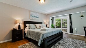 4 bedrooms, iron/ironing board, travel cot, free WiFi