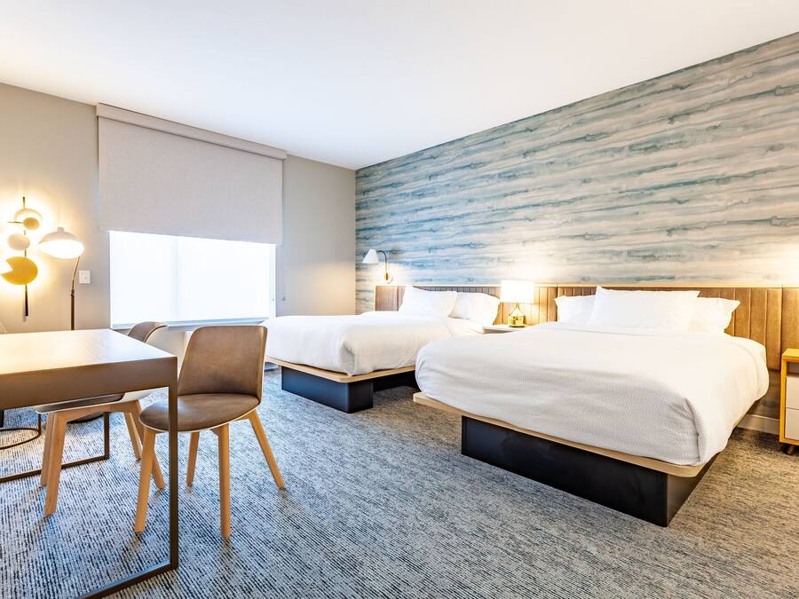 Skrivebord, skrivebord for bærbar PC og strykejern/-brett