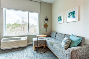 Studio, 1 très grand lit et 1 canapé-lit | Bureau, espace de travail pour ordinateur portable