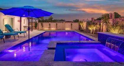 Scottsdale Oasis w/ Game Room, Pool, Hot Tub & Fire Pit–Minutes to Old Town Fun!