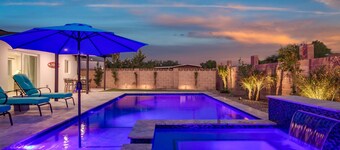 Scottsdale Oasis w/ Game Room, Pool, Hot Tub & Fire Pit–Minutes to Old Town Fun!
