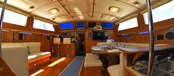 Beautiful 72 foot sailing yacht. Explore the Sea of Cortez in style. 