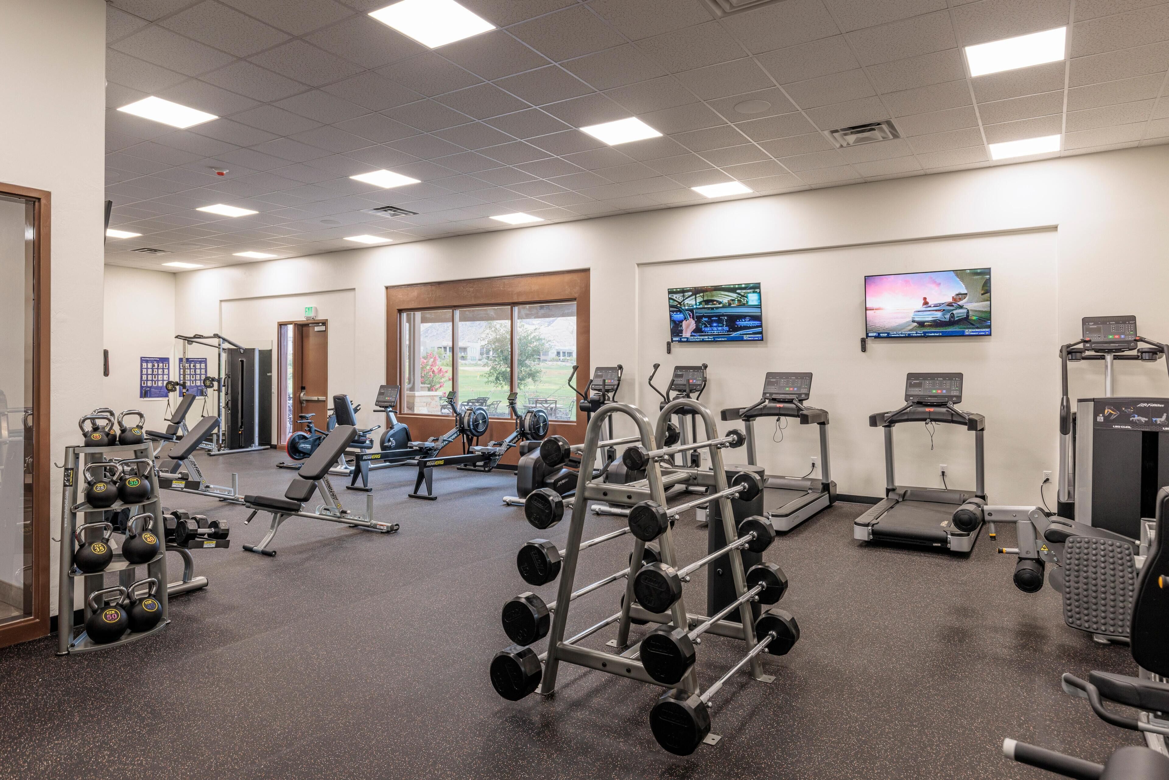 Townhome, Multiple Beds (Hoodoo Haute) | Fitness facility
