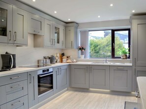 Oven, dishwasher, freezer