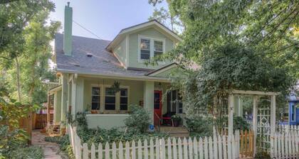 Downtown Delight off Pearl street