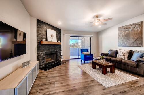 The Stars of Old Town