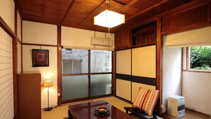 Unclassified image, 2 of 31, button - Minato Guest House (Sakaiminato)