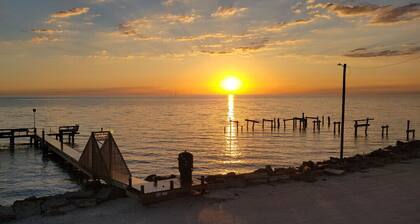 Casita A · Las Casitas on Magnolia Beach - Casita A