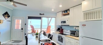 Casita A · Las Casitas on Magnolia Beach - Casita A