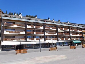 Exterior - Miremont B7 by Interhome (Crans-Montana)