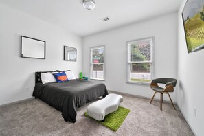 3 bedrooms, iron/ironing board, travel crib, WiFi