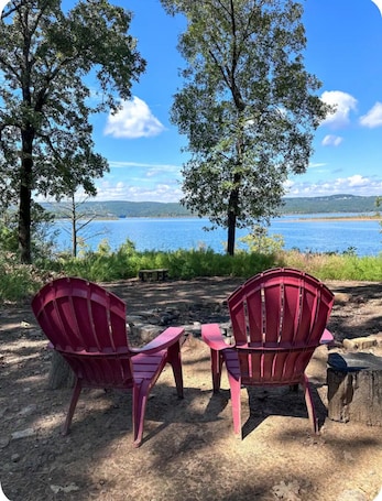 Property grounds. Greers Ferry Lakefront Getaway - easy lake access