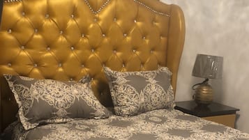 2 chambres, fer et planche Ă repasser, Wi-Fi gratuit, draps fournis