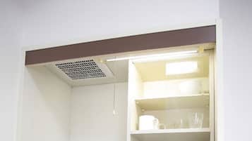 Apartment, Non Smoking | Private kitchenette | Fridge, microwave, stovetop, dishwasher