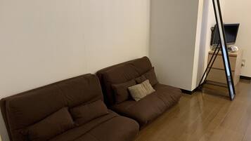 Apartment, Non Smoking | 1 bedroom, desk, blackout drapes, iron/ironing board
