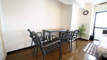 Apartment, Non Smoking | 1 bedroom, desk, blackout drapes, iron/ironing board